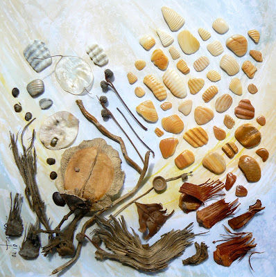 FleurCoquillages – janvier 2010 – collage minéraux, végétal, acrylique – 25×25